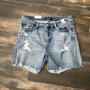 Judy Blue Lace Patch short